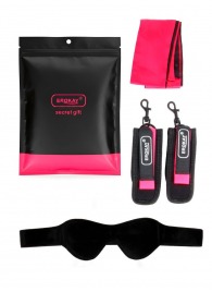 Черно-розовый эротический набор: маска, наручники и повязка - Erokay - купить с доставкой в Ульяновске