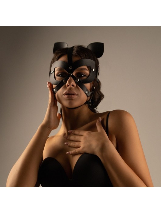 Черная кожаная маска-шлем с маленькими ушками - Crazy Handmade - купить с доставкой в Ульяновске