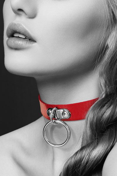 Красный узенький чокер с кольцом - Bijoux Pour Toi - купить с доставкой в Ульяновске